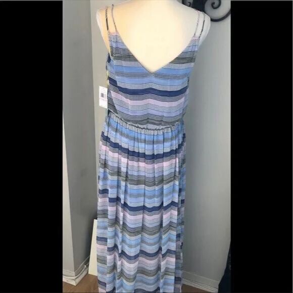 CECE V Neck Sleeveless Maxi Dress, Size 6, Blue, NWT - Picture 5 of 6